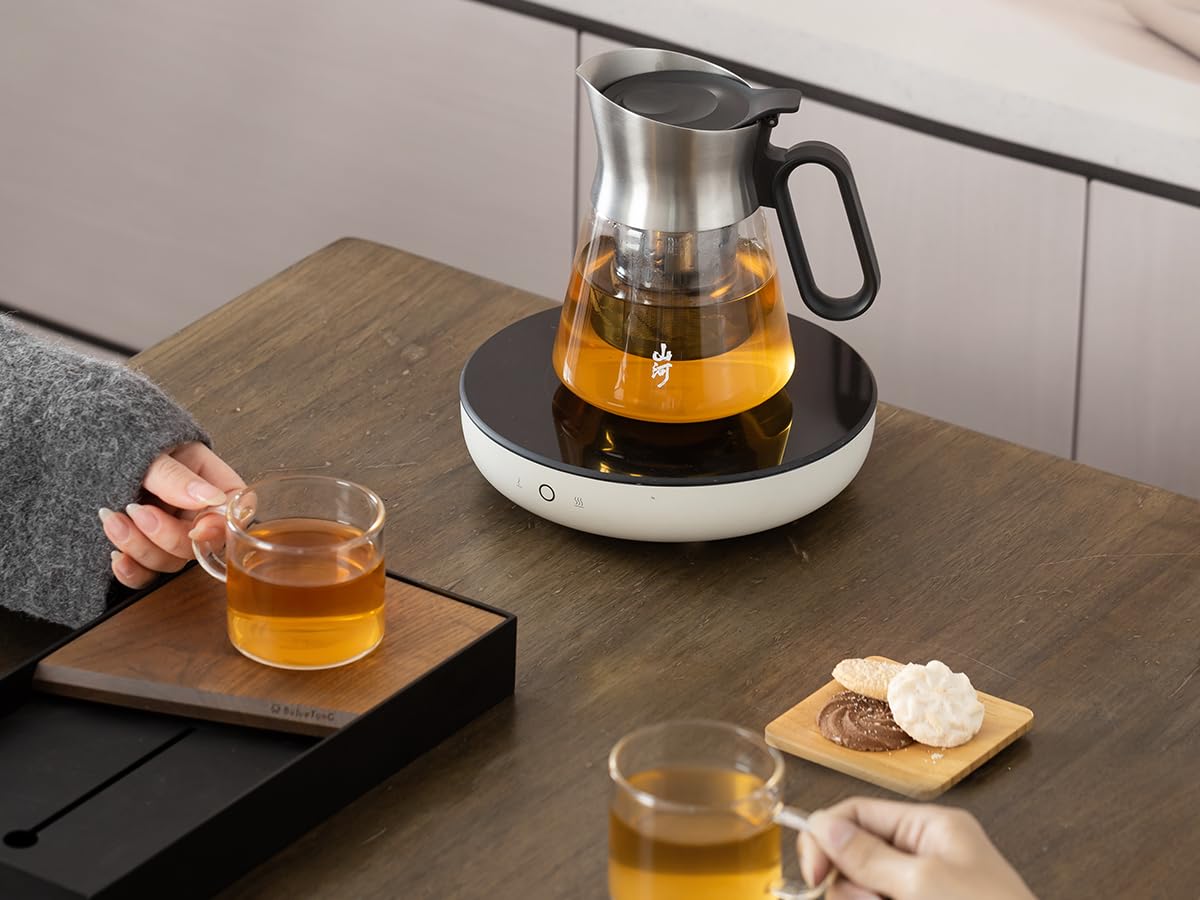 ZENS glass teapot provides a crystal-clear view during brewing and serving