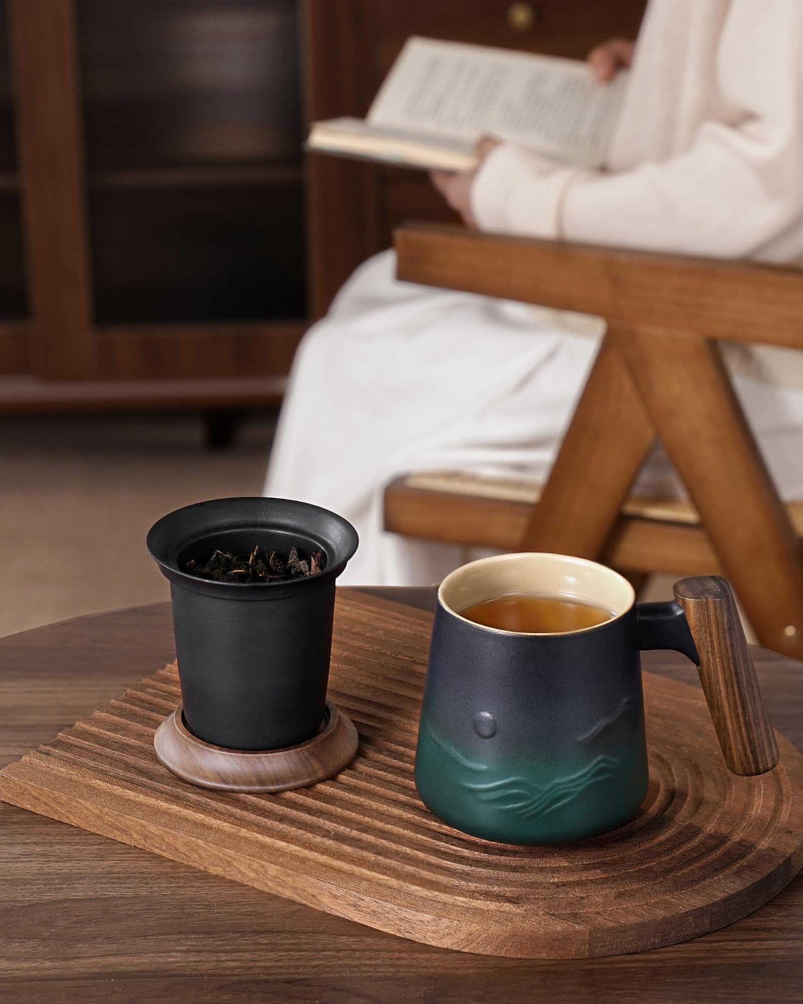 ZENS wide-mouth tea mug with infuser for easy leaf expansion.