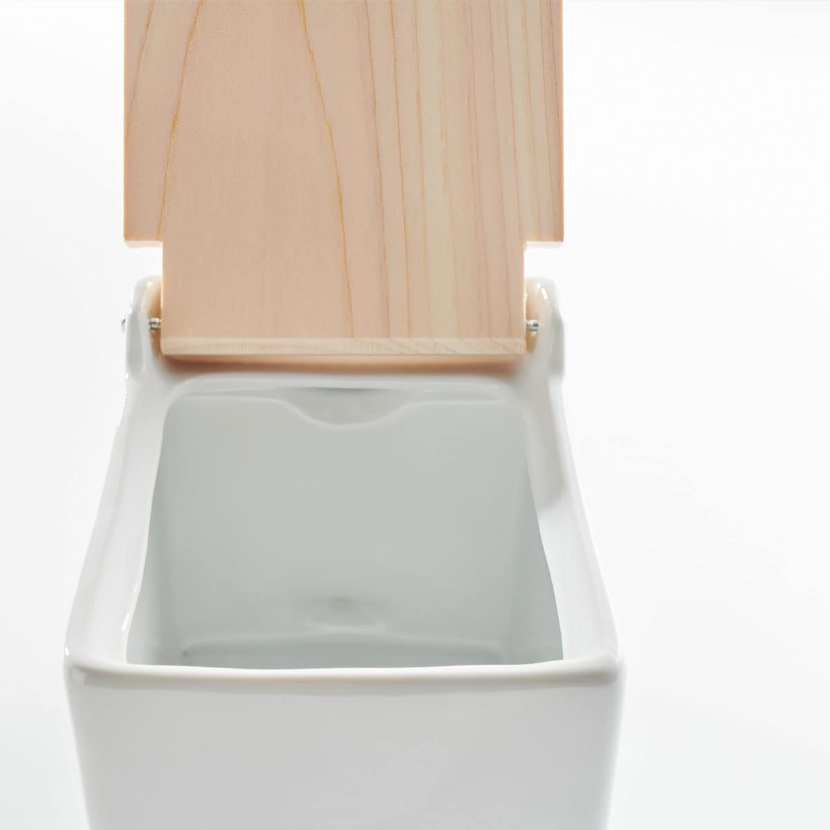 Zero Japan Bee House salt box with upcycled Hinoki lid.