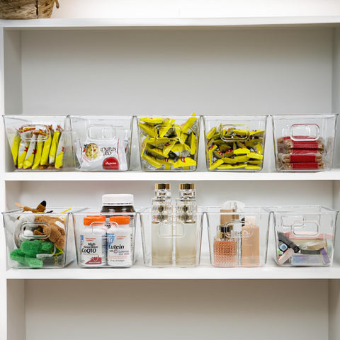 ZEXALOR clear storage bin surface detail highlights scratch resistance for busy kitchens.