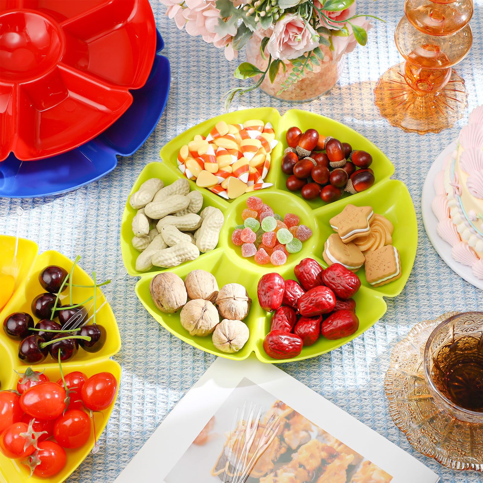 Zhehao bright color set adds festive appeal to parties and gatherings.