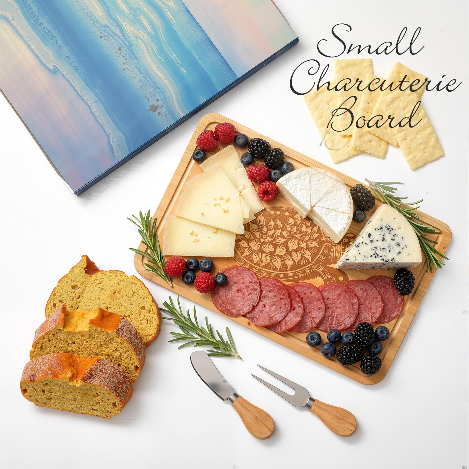 Ziliny edge groove keeps crumbs and spills neatly contained during gatherings.