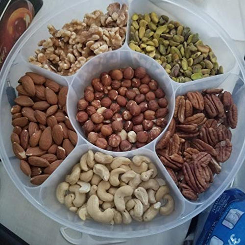 Zilpoo BPA-free tray supports versatile snack setups.