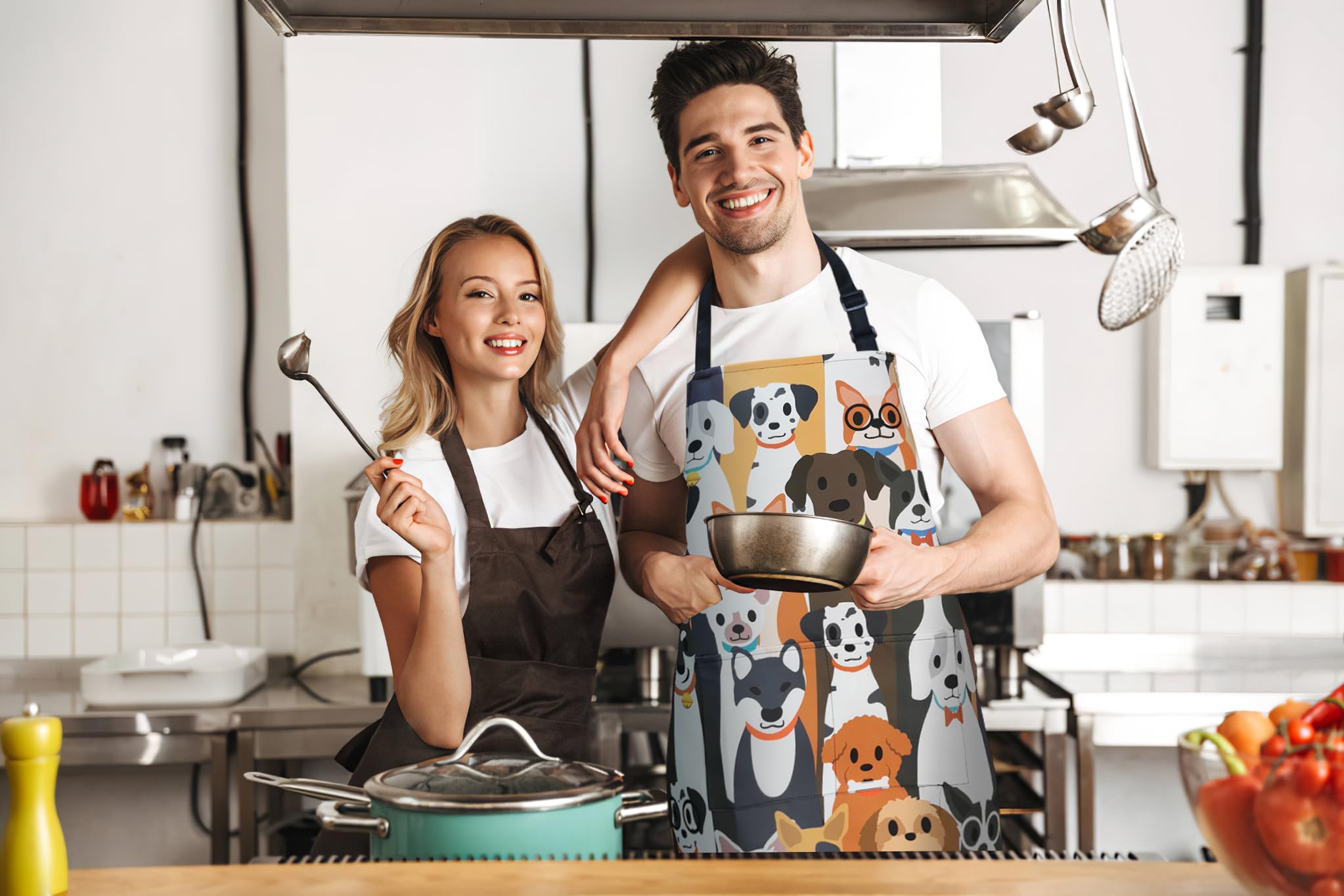 ZiQilin apron provides full chest-to-knee coverage with adjustable waist ties.