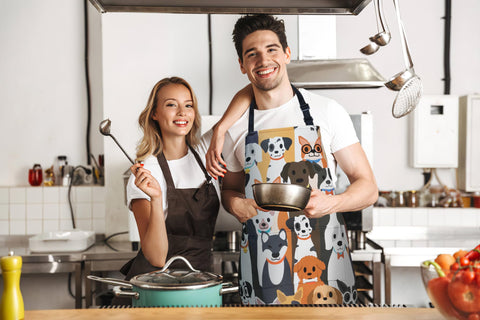 ZiQilin apron provides full chest-to-knee coverage with adjustable waist ties.