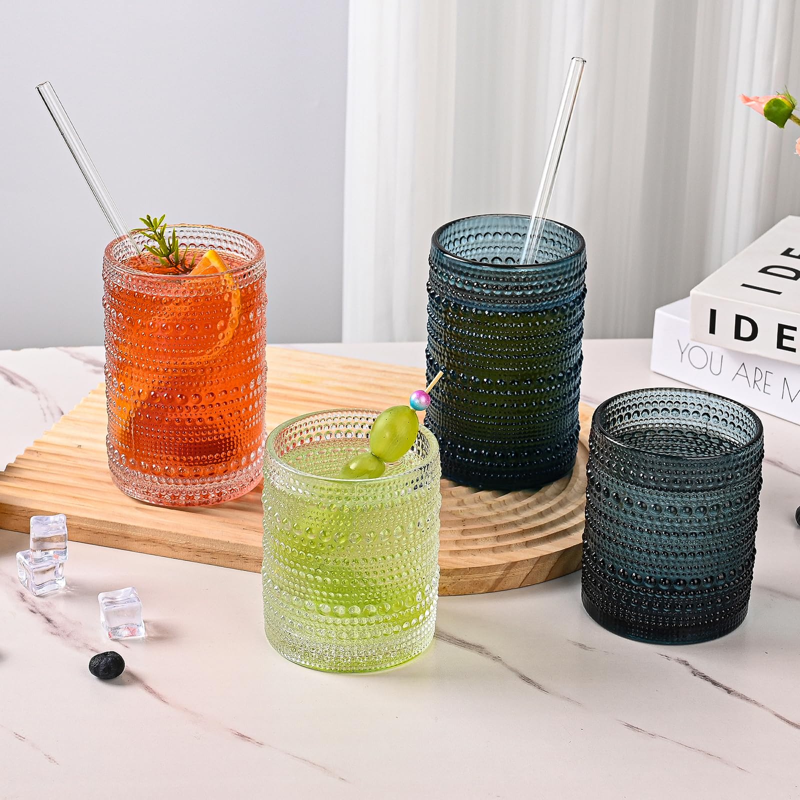 ZMOWIPDL cup cleaning brush keeps glasses sparkling after use.