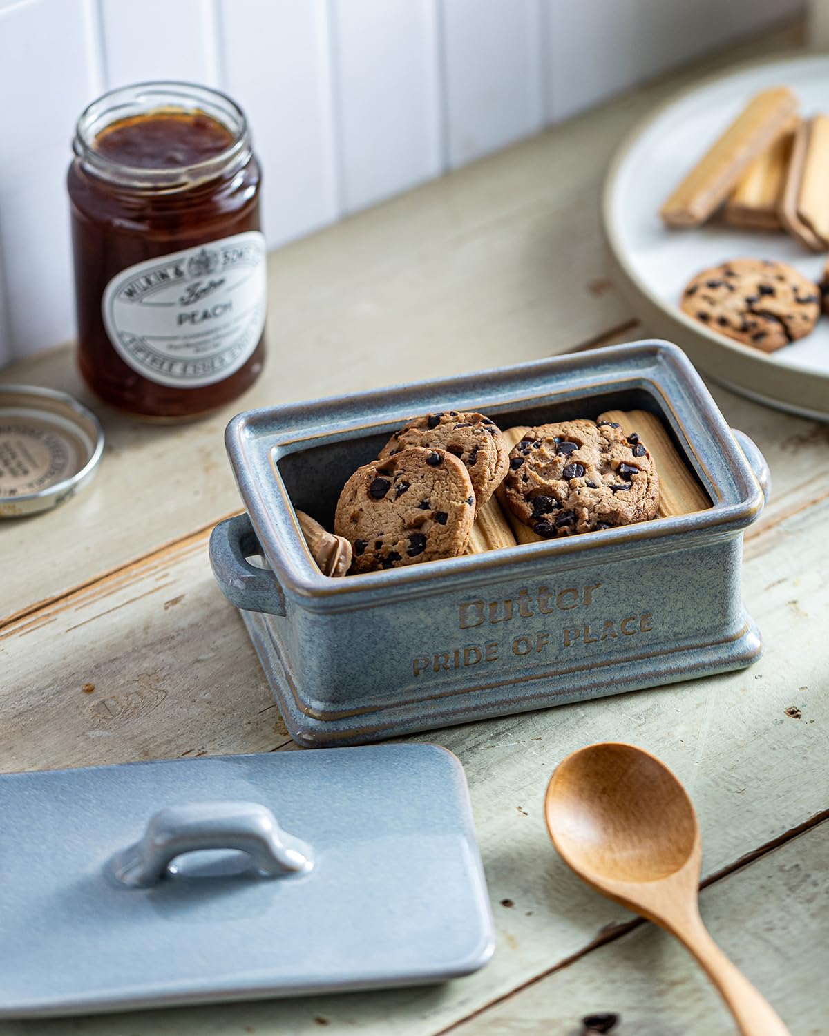 Zoeeker butter dish on countertop suits daily kitchen routines.