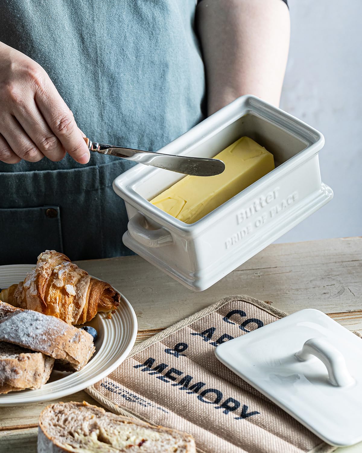 Zoeeker countertop butter holder complements a range of kitchen styles