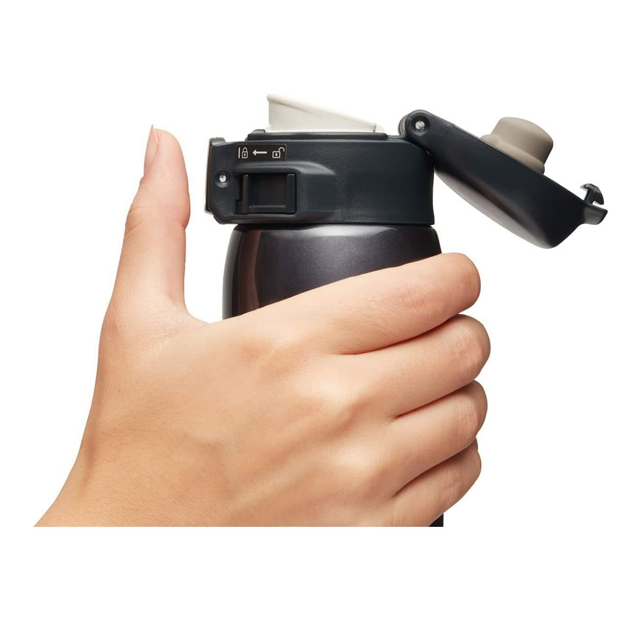 BPA-free materials and 18/8 stainless steel for safe daily use