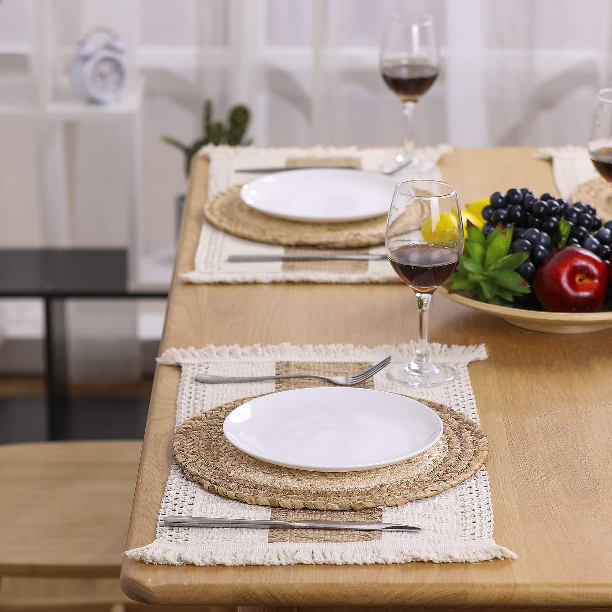 Zology farmhouse placemats versatile set; ideal for seasonal tables.