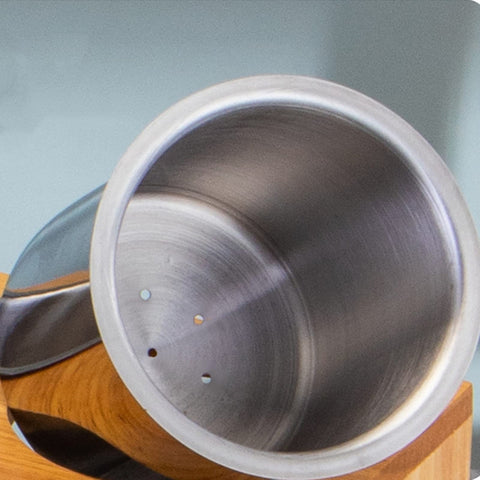 ZOOFOX wooden base tray provides sturdy support for drying flatware.