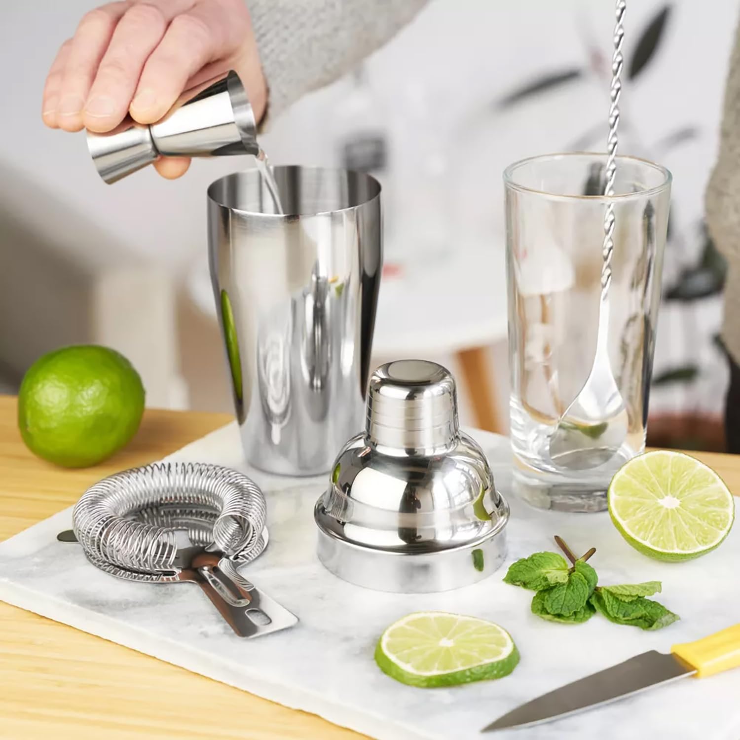 ZPUFAW strainer detail showing precise mesh for cleaner drinks