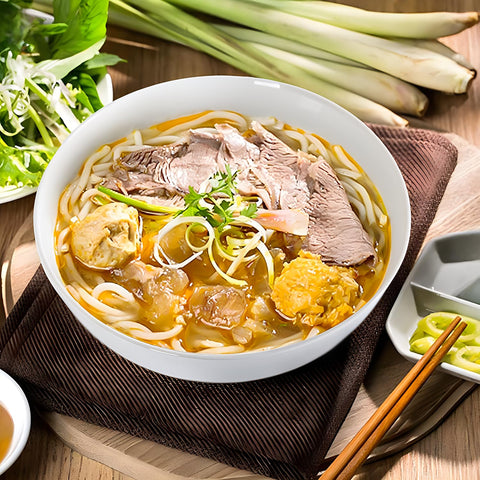 Zscera off-white soup bowls with classic design for elegant table presentations.