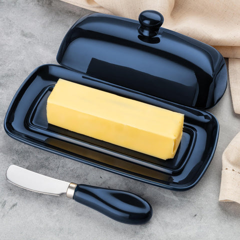 Zulay Butter Dish makes a stylish kitchen gift for brunch lovers.