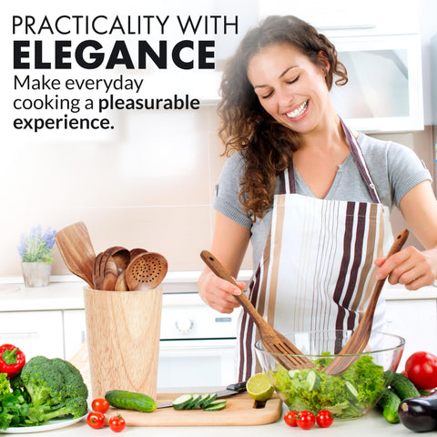 Zulay Kitchen ladle with smooth balance for serving soups