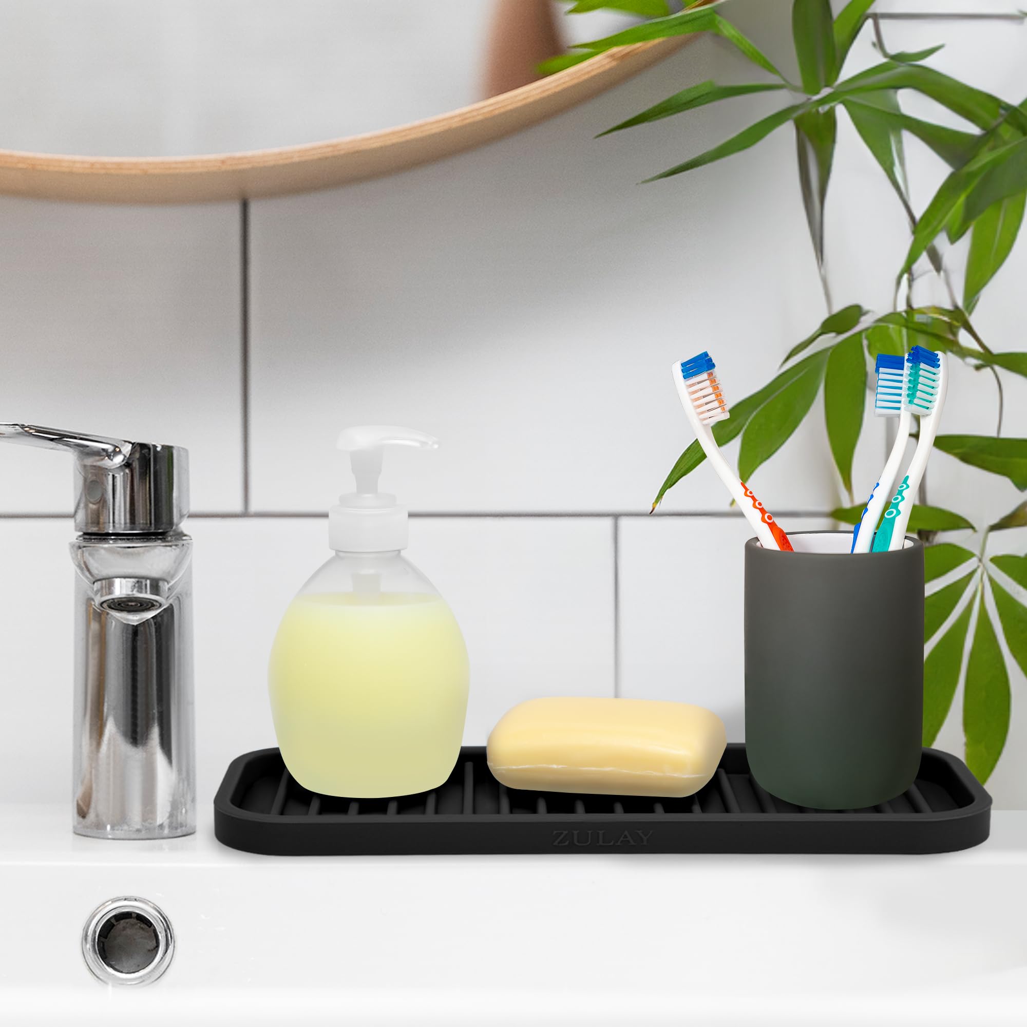 Zulay Kitchen easy-clean tray resists grime and cleans quickly