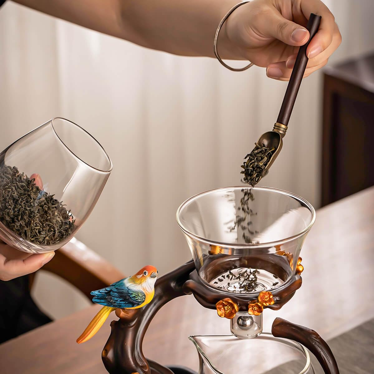 Zurucily Kungfu Glass Tea Set sharing pot shows transparent brewing and clean filtration
