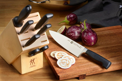 8-inch chef’s knife ideal for chopping, dicing, and mincing