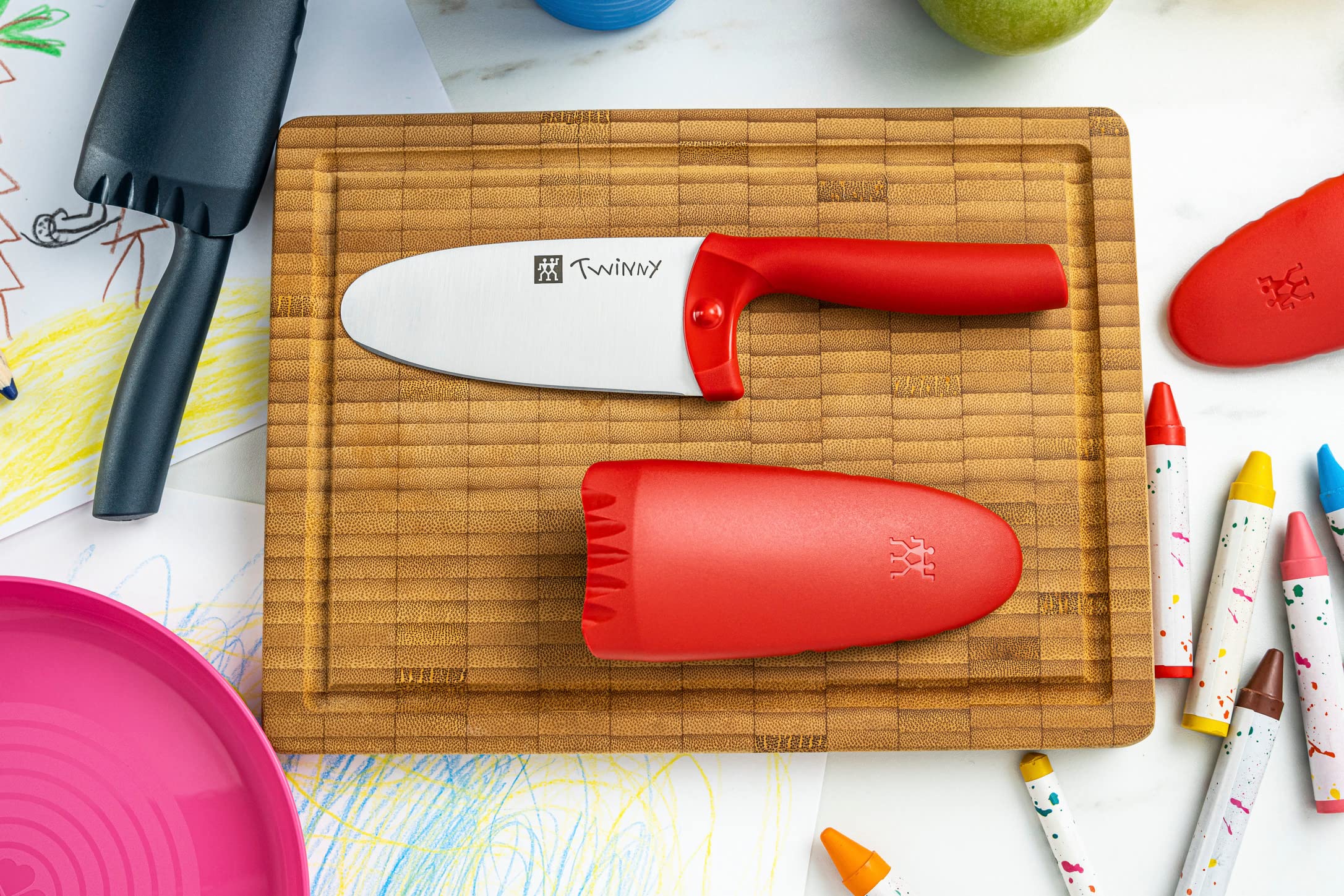 Zwilling Twinny knife rounded blade for safer kid-friendly slicing.