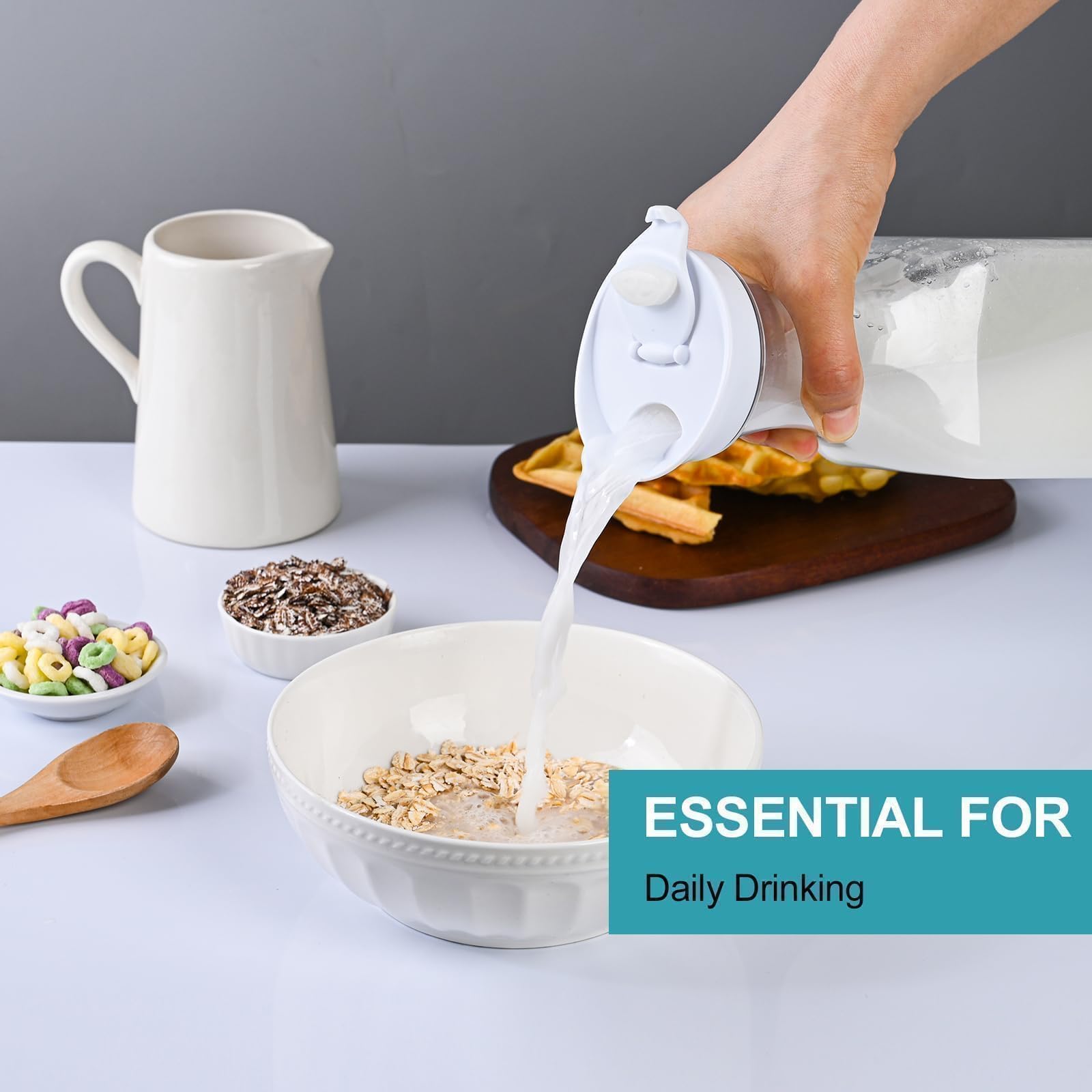 ZWYSLFCY carafe with white flip lid for secure sealing