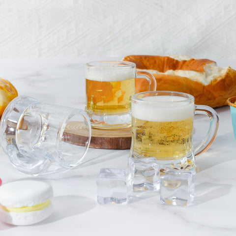 ZYFLSIYU party-ready mini glasses on a table setting.